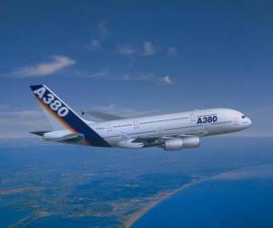 Układanka Airbus A380 to największy samolot na świecie