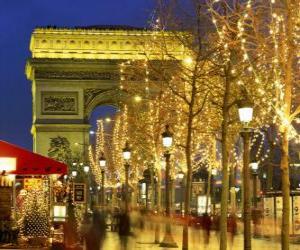 Układanka Champs Élysées świątecznej z Łuku Triumfalnego w tle. Paryż, Francja
