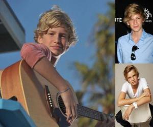 Układanka Cody Simpson jest australijska piosenkarka pop.