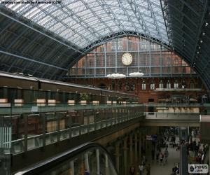 Układanka Dworca kolejowego St Pancras, Londyn