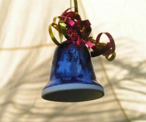 Układanka Dzwonki świąteczne urządzone z łuku