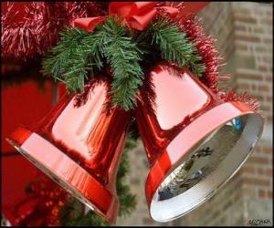 Układanka Dzwonki świąteczne z dużym łuku i jodłowe pozostawia