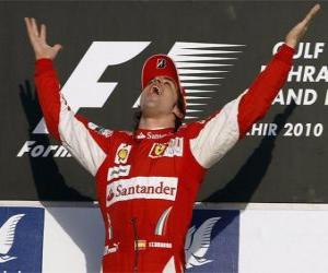 Układanka Fernando Alonso świętuje swoje zwycięstwo w Grand Prix Bahrajnu (2010)