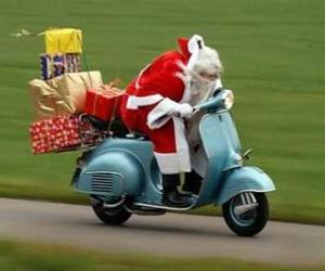 Układanka Mikołaj na skuterze