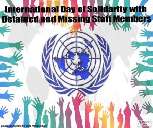 Układanka Międzynarodowy Dzień Solidarności z zatrzymanych i brakuje pracowników