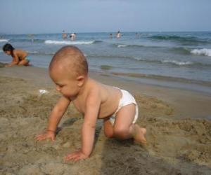 Układanka Niemowlę, na plaży