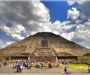 Układanka Piramida Słońca, największy budynek w archeologicznym miasta Teotihuacan, Meksyk