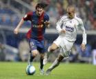 Leo Messi strzelanie piłką