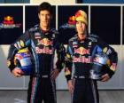 Sebastian Vettel i Mark Webber, pilotów z Red Bull Racing Scuderia