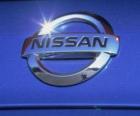 logo Nissan, japońska marka samochodów