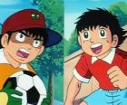 Piłkarz Tsubasa Ozora i jego przyjaciel Genzo Wakabayashi, który gra jako bramkarz
