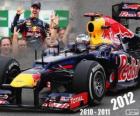 Sebastian Vettel, mistrz świata Formuły 1 2012 roku z Red Bull Racing, jest najmłodszym trzykrotny mistrz