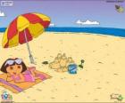 Dora na plaży