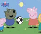 Peppa Pig grać w piłkę z kolegami