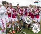 Ajax Amsterdam, mistrz ligi holenderskiej Eredivisie nożnej 2013-2014