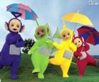 Cztery Teletubbies z parasolami otwarty