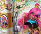 Ginger Breadhouse, jego matka jest czarownica Jaś i Małgosia, jest Rebel w Ever After High