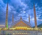 Meczet Faisal jest z nich meczety więcej głównych Azji i meczet Pakistanu. Położony w mieście Islamabad, Pakistan