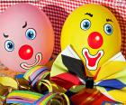 Dwa balony z clown twarzy i innych elementów dla strony dla dzieci