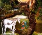 Dwa ładne jednorożce i bajki w lesie Fantasy