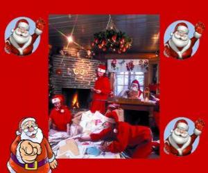 Układanka Santa Claus czytanie listów od dzieci, które otrzymał na Boże Narodzenie