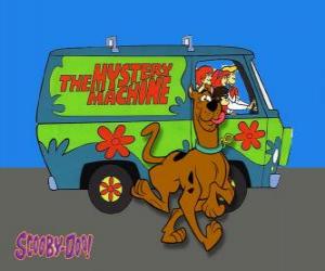 Układanka Scooby Doo dumni przed klasycznej i hippie Volkswagen Transporter