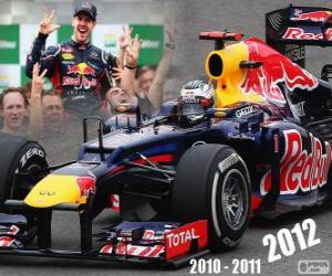 Układanka Sebastian Vettel, mistrz świata Formuły 1 2012 roku z Red Bull Racing, jest najmłodszym trzykrotny mistrz