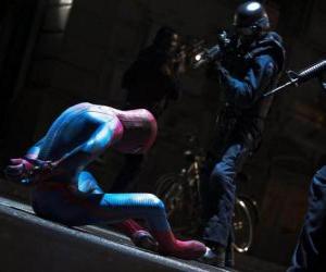 Układanka Spider-Man przechwycone przez policję