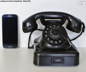 Układanka Stary telefon vs komórkowy