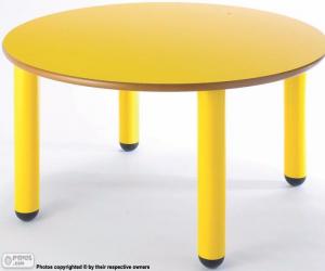 Układanka Stół okrągły i żółte