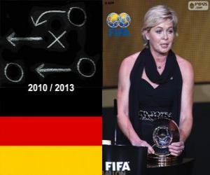 Układanka Trener roku FIFA 2013 dla kobiet nożnej zwycięzca Silvia Neide