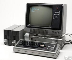 Układanka TRS-80 (1977)