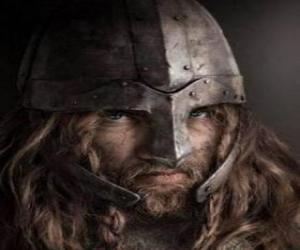 Układanka Viking twarz z wąsami i brodą i kask