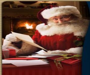 Układanka Święty Mikołaj czytanie listów