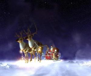 Układanka Święty Mikołaj pływających na jego Boże Narodzenie sanie ciągnione przez magicznych reniferów